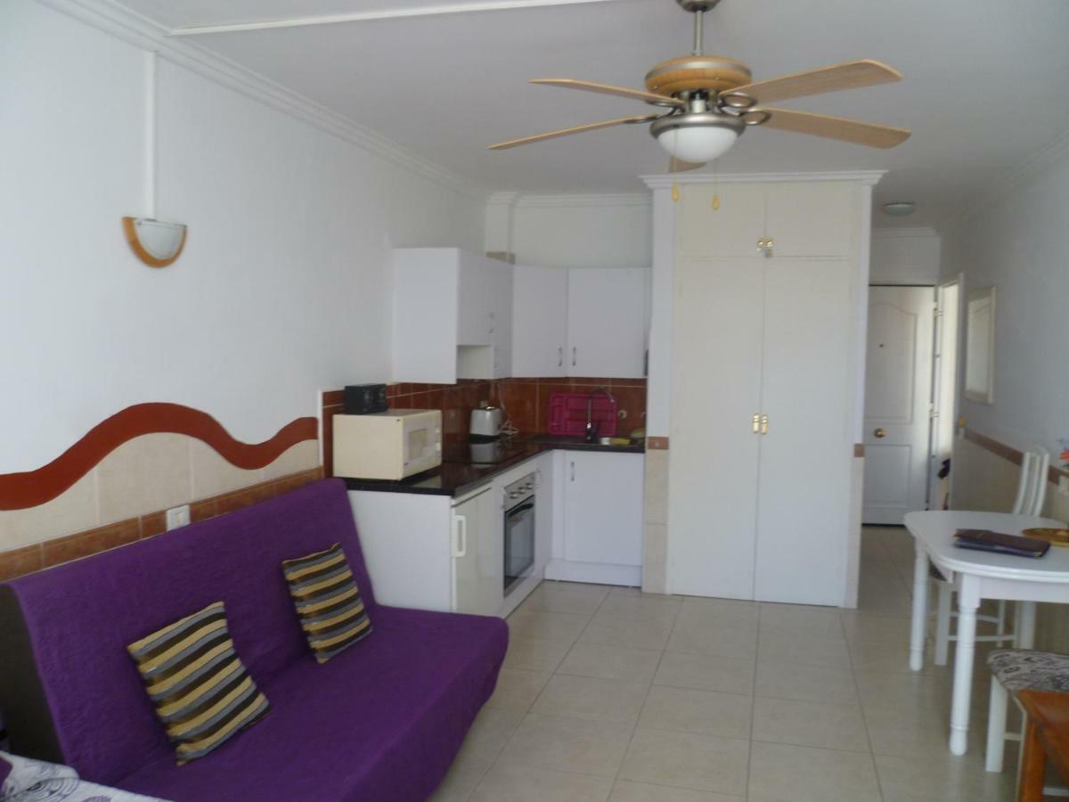 Elana Apartment With Free Wifi Costa Del Silencio Exterior photo